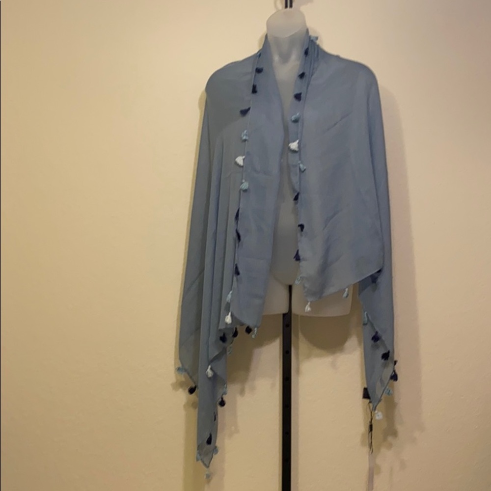 🧹👗5 for $20 Tahari Shawl Scarf Wrap Tassels  New